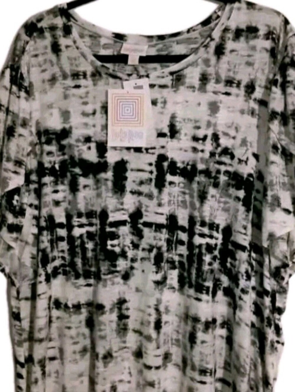 LULAROE Tye Dye Tshirt Womans Plus SIze 3X Black White Short Sleeve NWT
